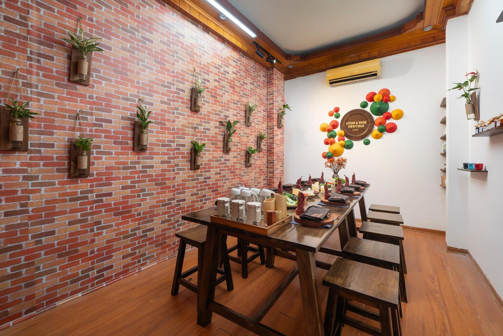 Hanoi Solo Hostel Exteriör bild