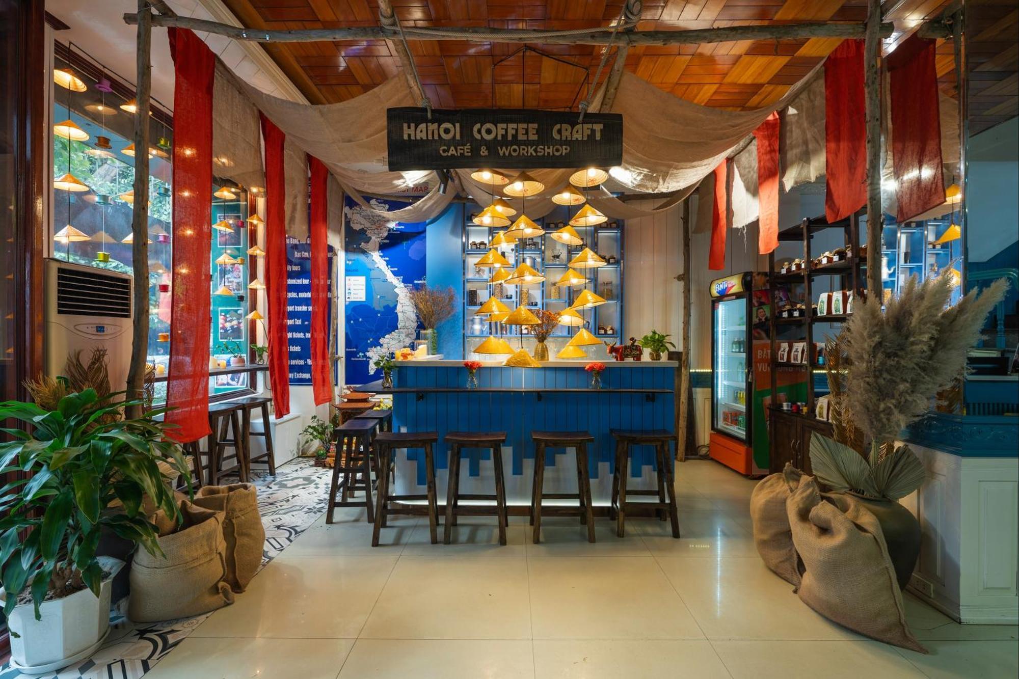 Hanoi Solo Hostel Exteriör bild